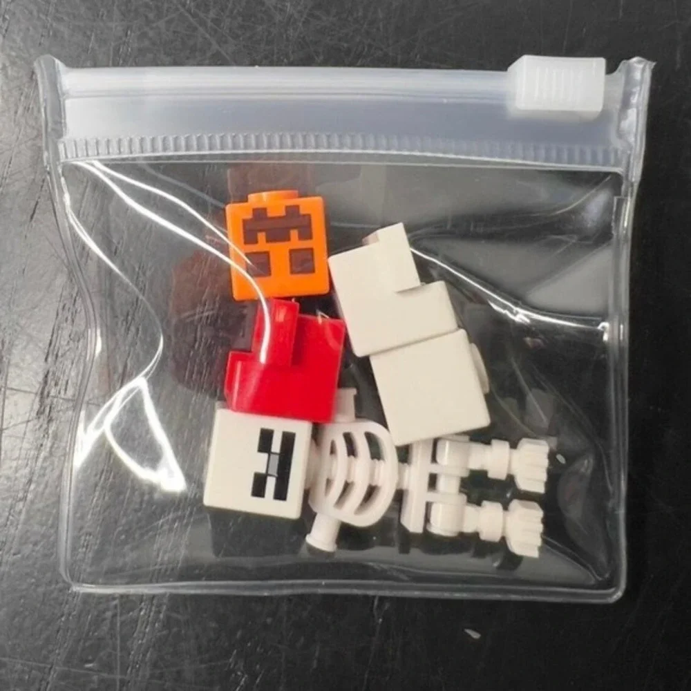 LEGO Preowned Minecraft Skeleton Minifigure Sheep Cow‎ Pumpkin Lot White OS